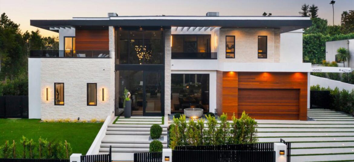 Luxury home renovation Forest Hill with integrated design-build approach for superior results